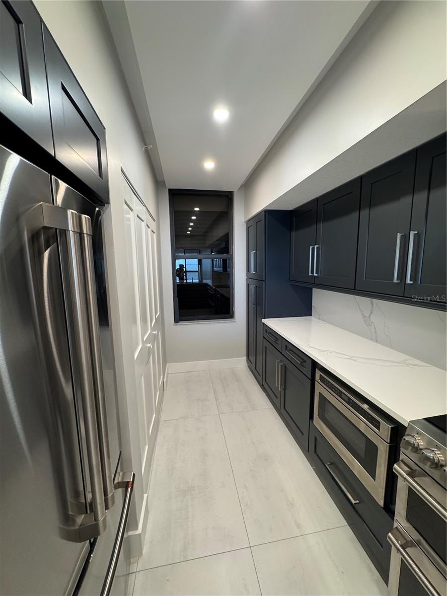 2020 HARBOURSIDE DR #446, LONGBOAT KEY, FL, 34228
