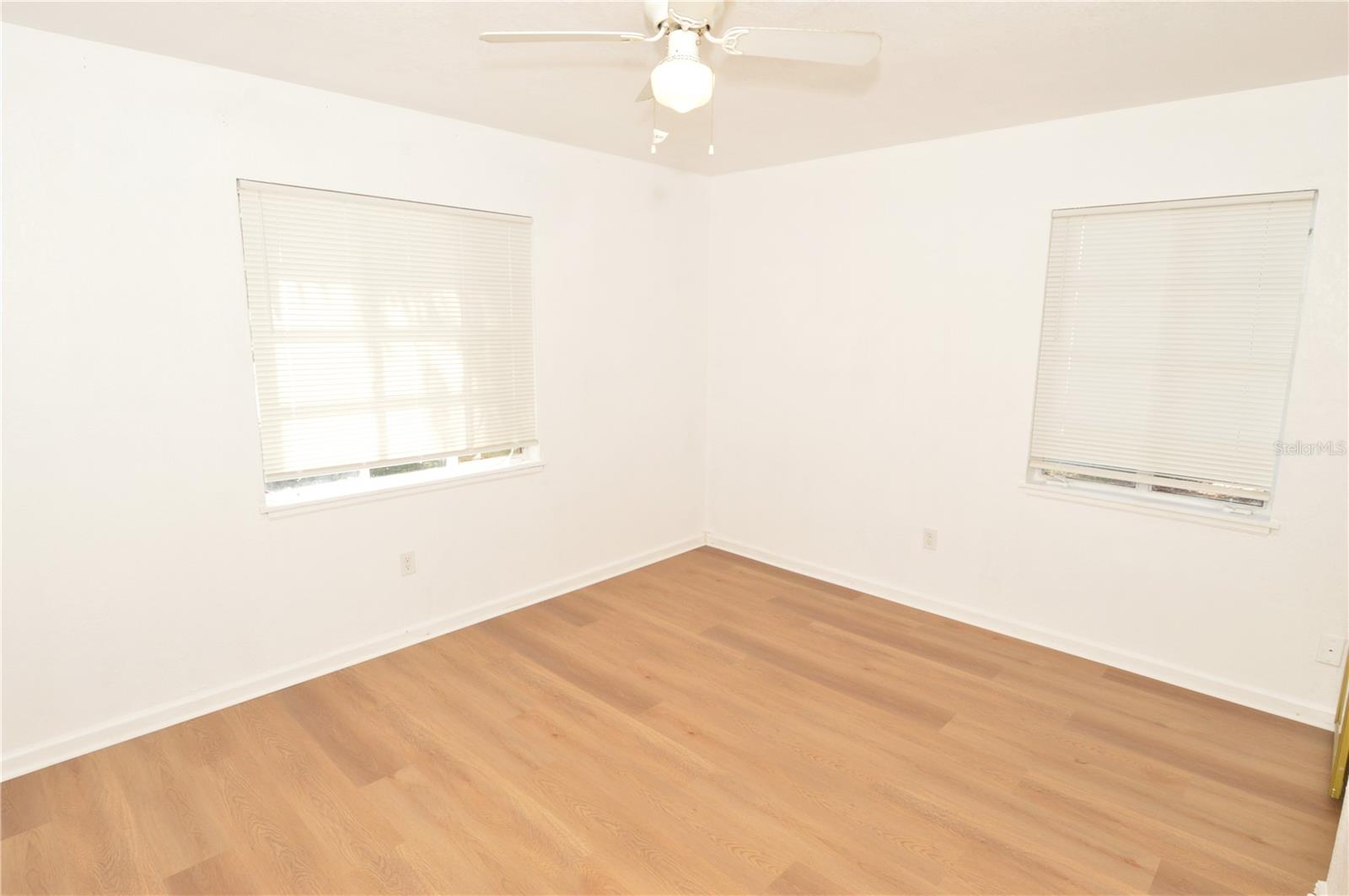 1108 WINCHESTER RD N, ST PETERSBURG, FL, 33710