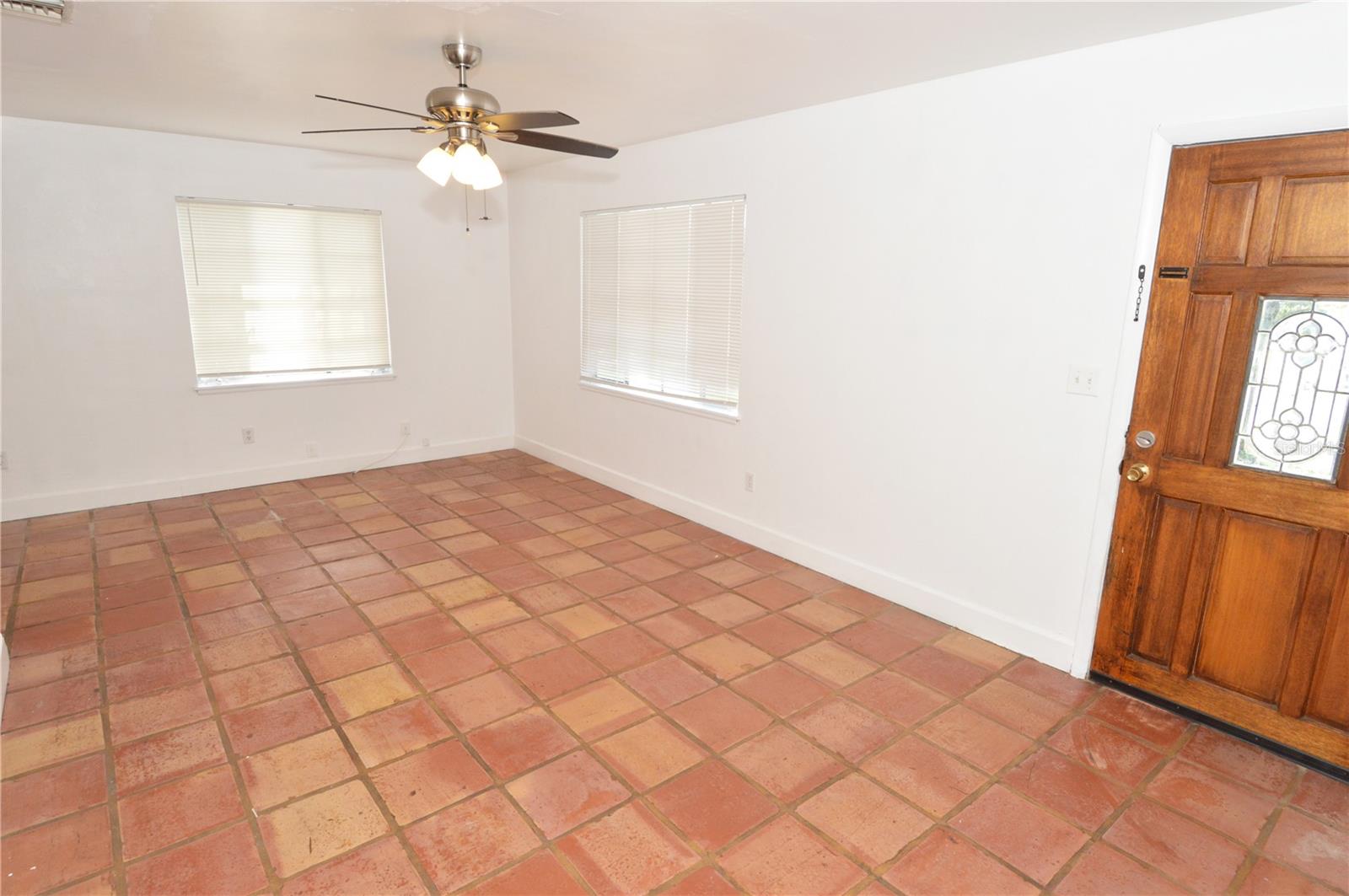 1108 WINCHESTER RD N, ST PETERSBURG, FL, 33710