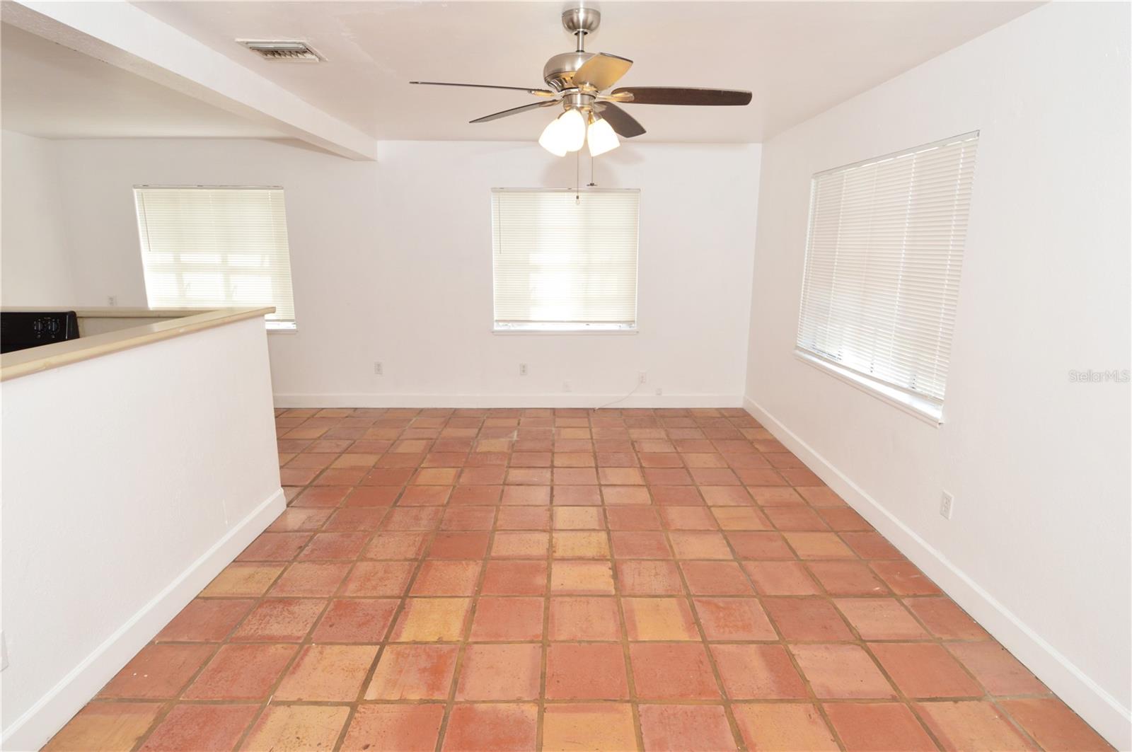 1108 WINCHESTER RD N, ST PETERSBURG, FL, 33710