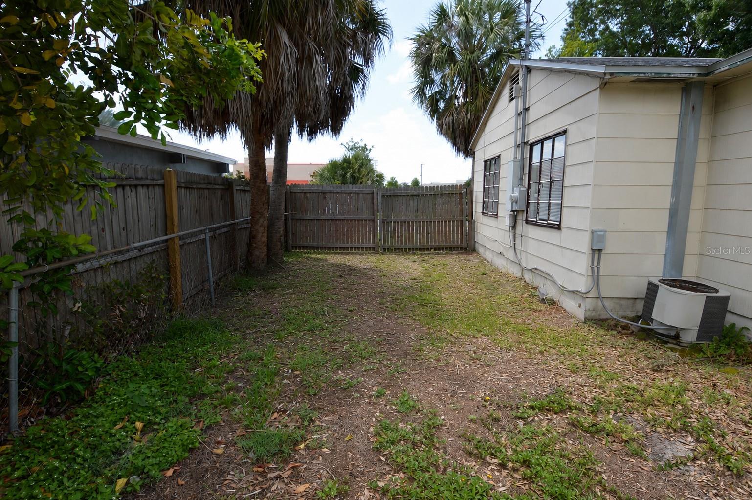 1108 WINCHESTER RD N, ST PETERSBURG, FL, 33710
