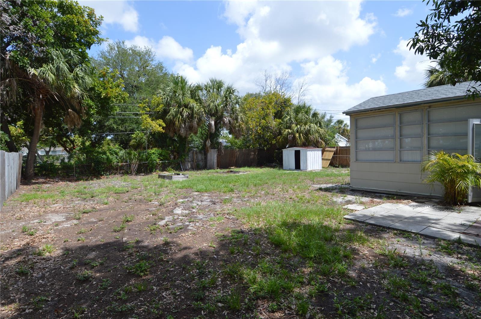 1108 WINCHESTER RD N, ST PETERSBURG, FL, 33710