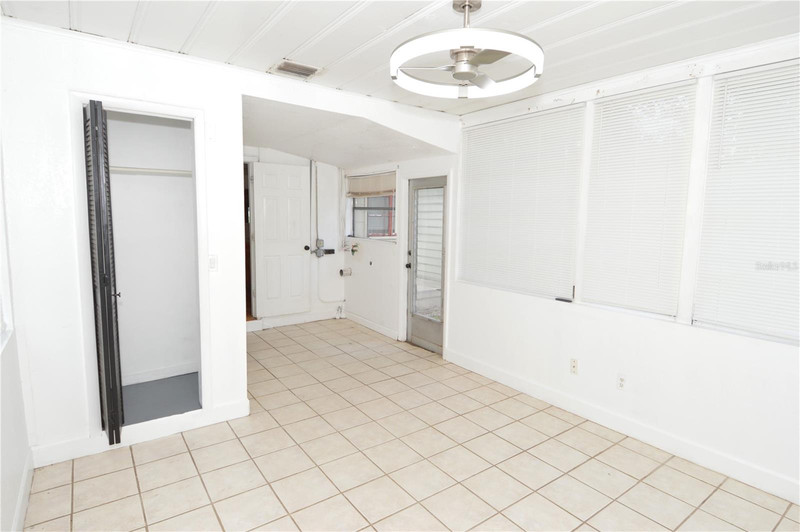 1108 WINCHESTER RD N, ST PETERSBURG, FL, 33710