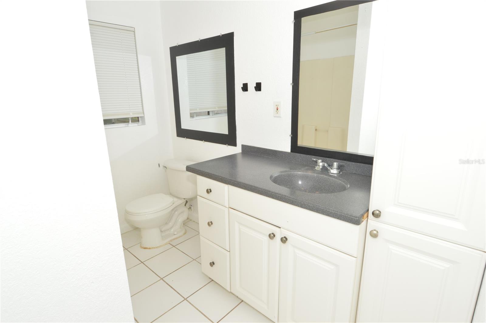 1108 WINCHESTER RD N, ST PETERSBURG, FL, 33710