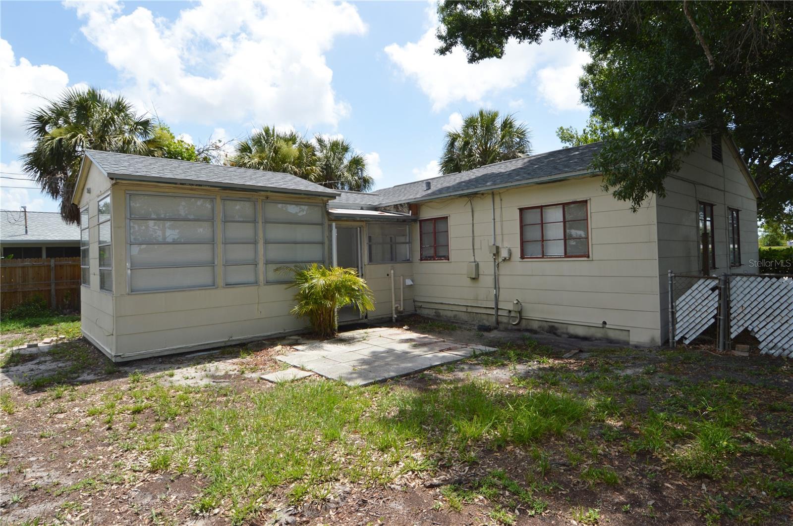 1108 WINCHESTER RD N, ST PETERSBURG, FL, 33710