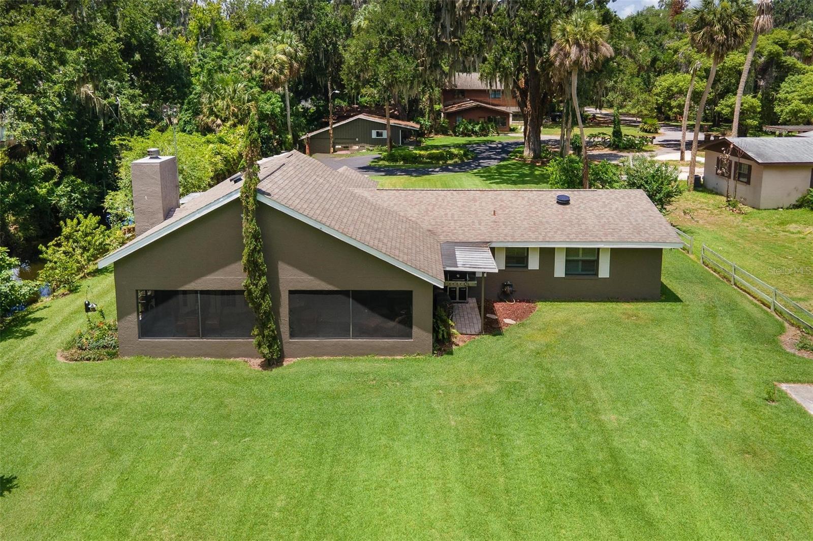29205 S CORLEY ISLAND RD, LEESBURG, FL, 34748