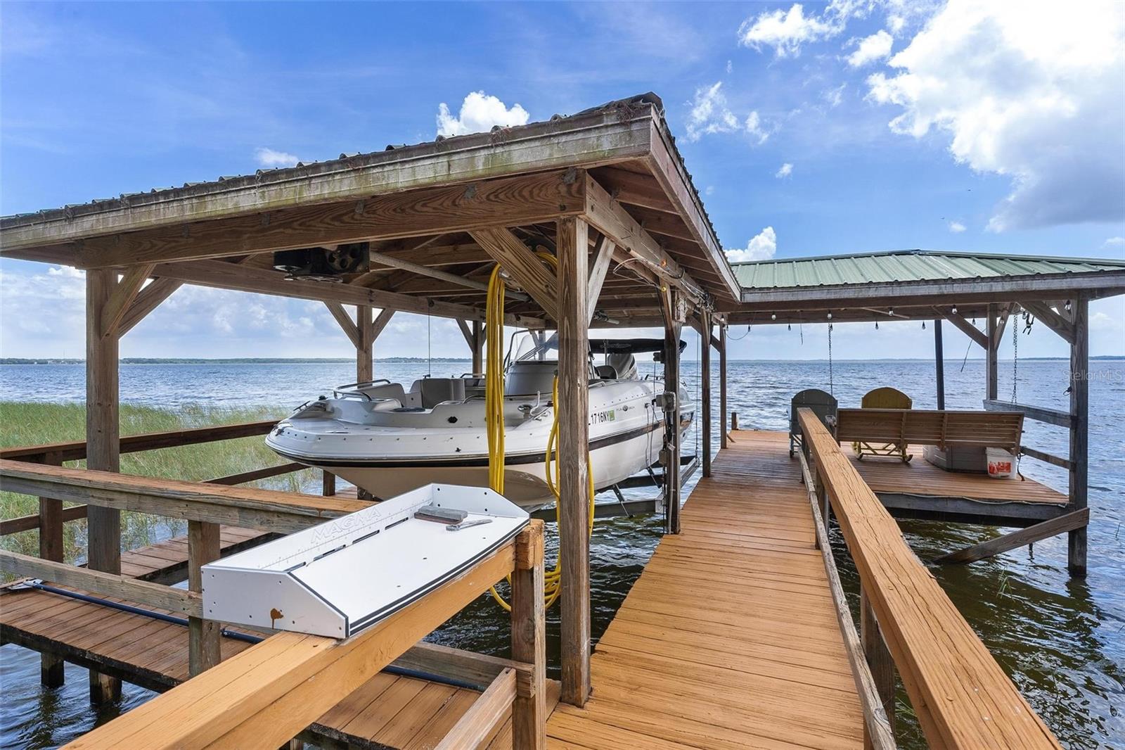 29205 S CORLEY ISLAND RD, LEESBURG, FL, 34748