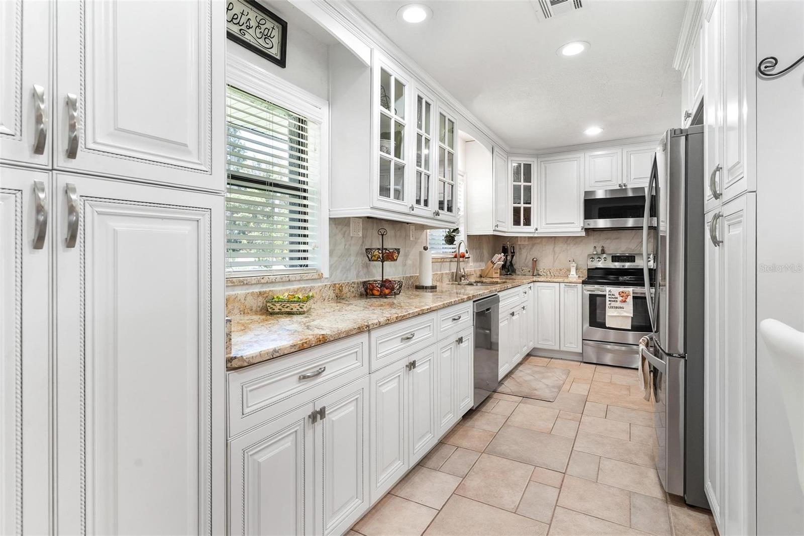 29205 S CORLEY ISLAND RD, LEESBURG, FL, 34748