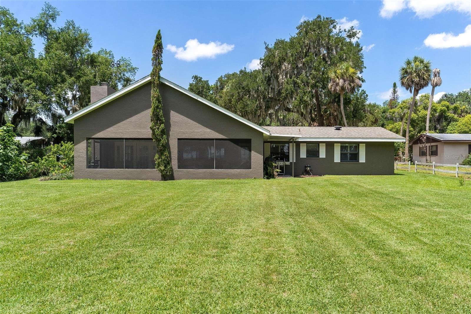 29205 S CORLEY ISLAND RD, LEESBURG, FL, 34748