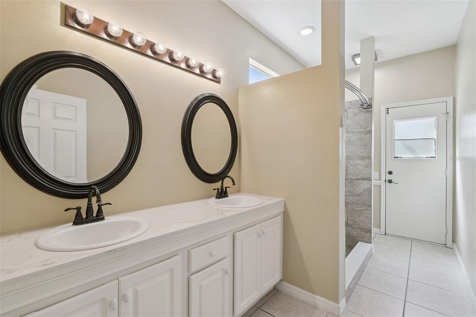 13429 FALCON POINTE DR, ORLANDO, FL, 32837