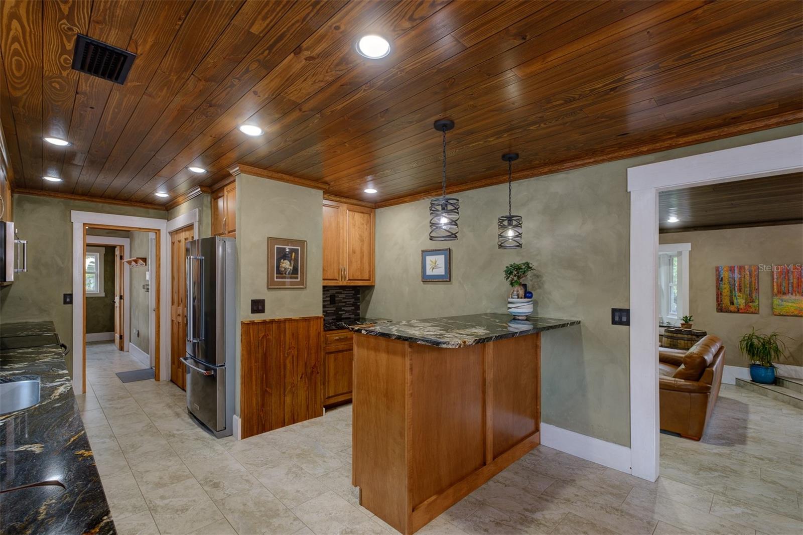 2690 TEMPLE ST, SARASOTA, FL, 34239
