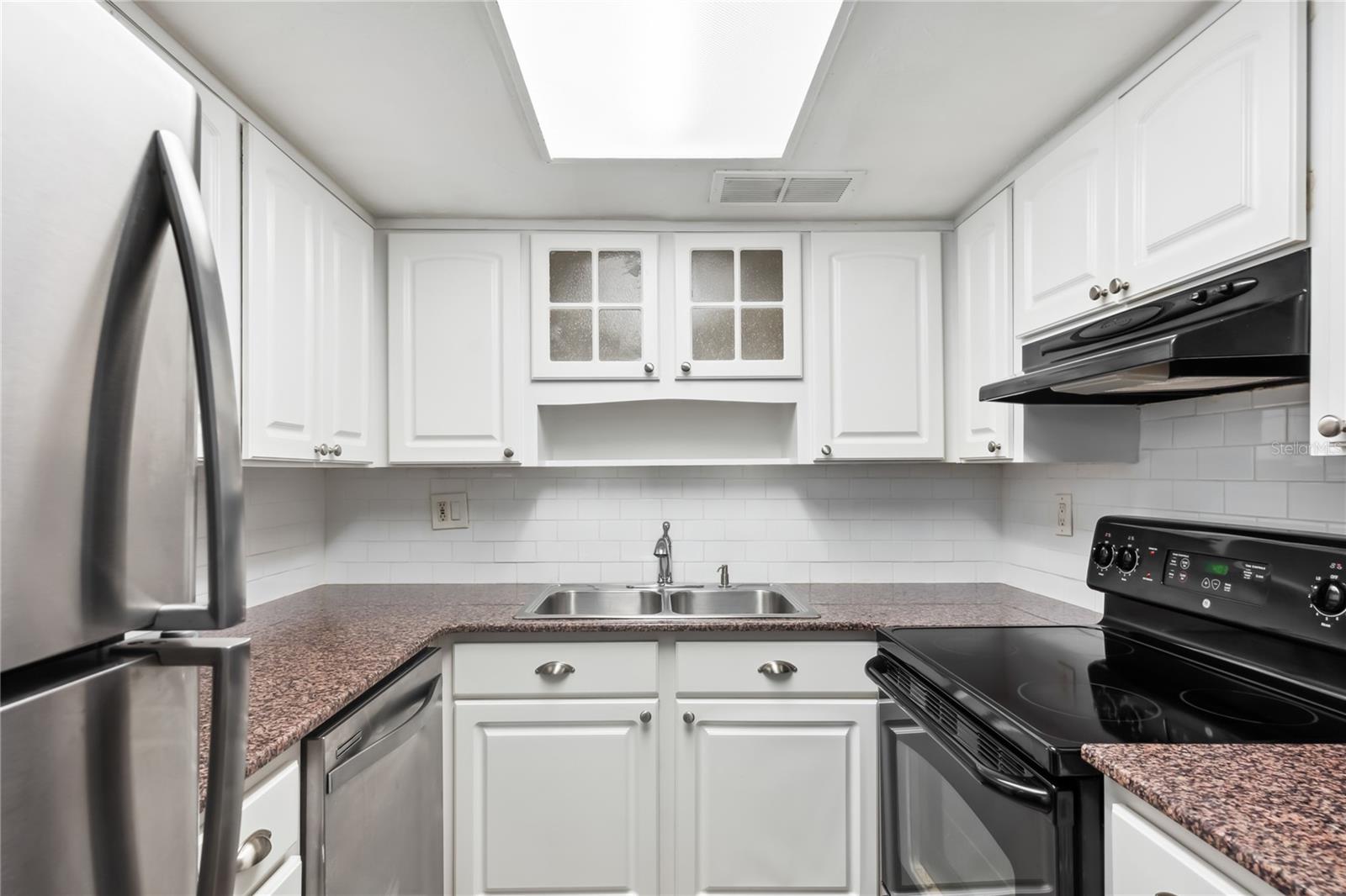 4609 W NORTH B ST #111, TAMPA, FL, 33609