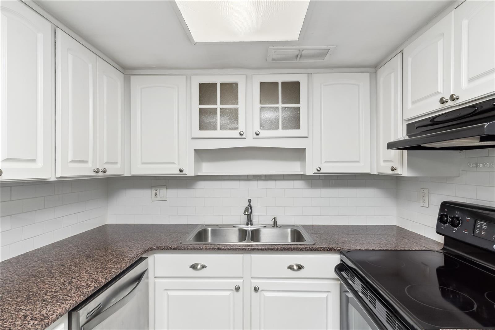 4609 W NORTH B ST #111, TAMPA, FL, 33609