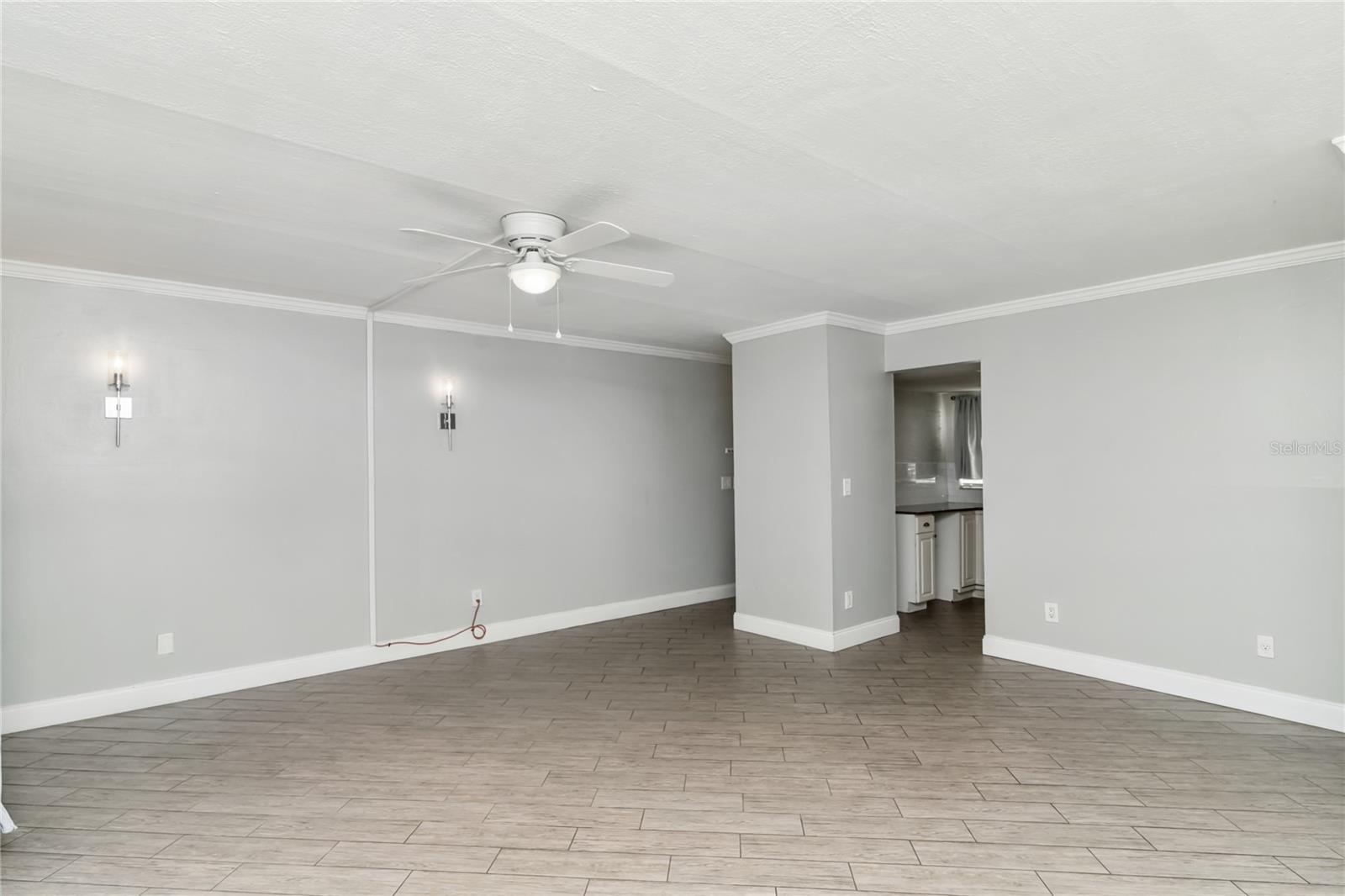 4609 W NORTH B ST #111, TAMPA, FL, 33609