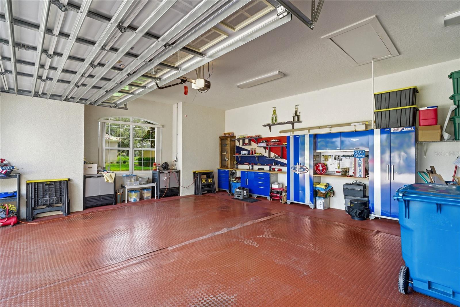 9118 MISSISSIPPI RUN, WEEKI WACHEE, FL, 34613