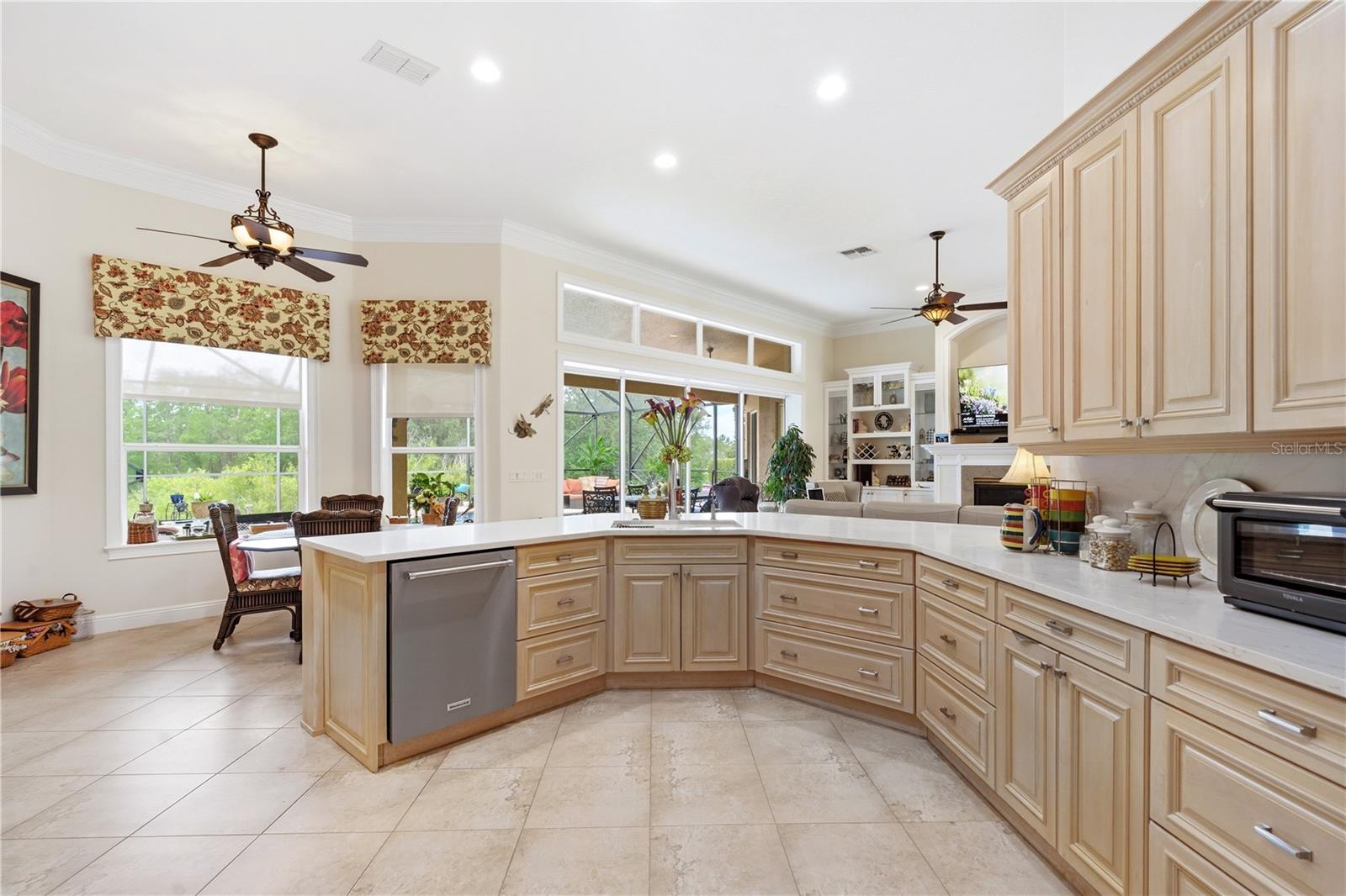 9118 MISSISSIPPI RUN, WEEKI WACHEE, FL, 34613