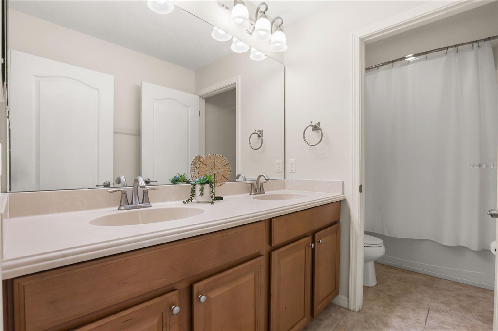 34004 ALAMEDA DR, SORRENTO, FL, 32776