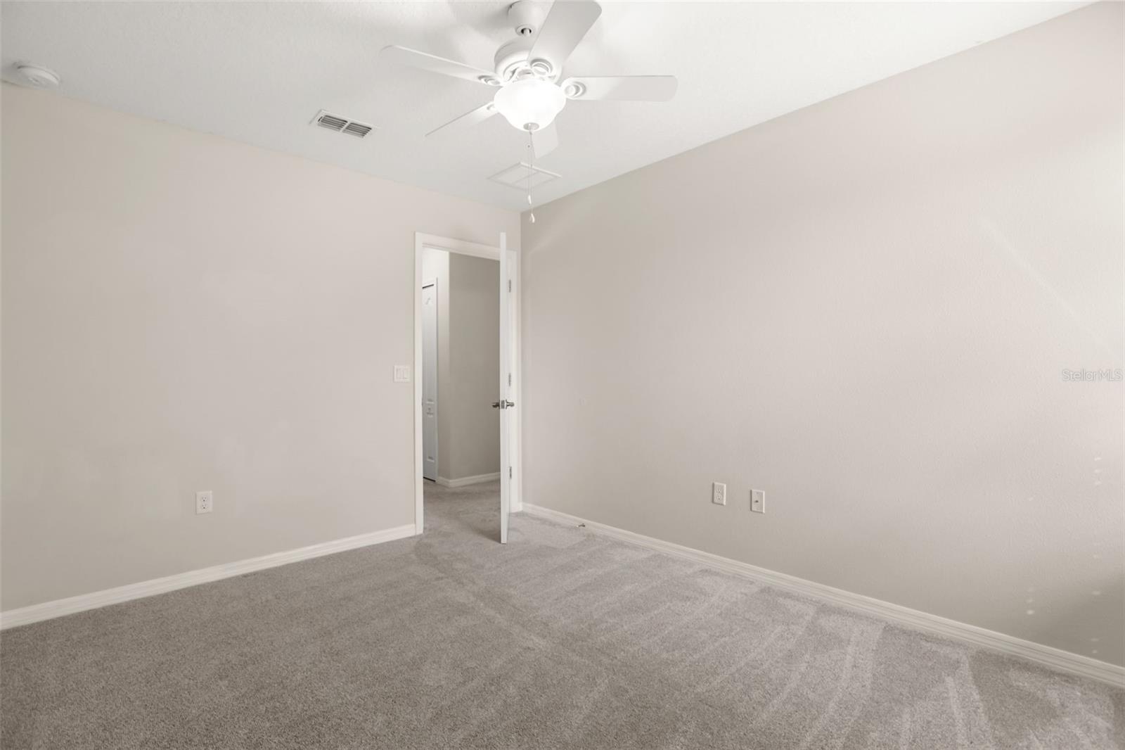 34004 ALAMEDA DR, SORRENTO, FL, 32776