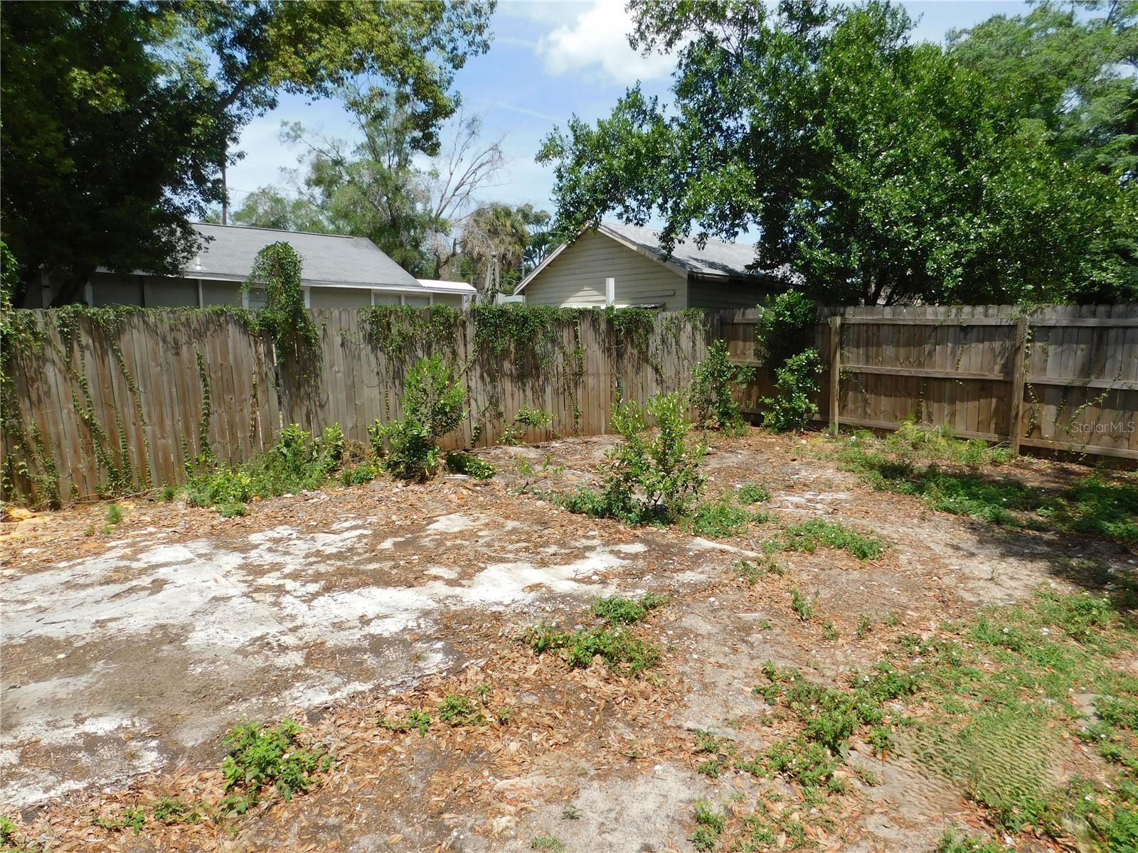 8412 N SEMINOLE AVE, TAMPA, FL, 33604