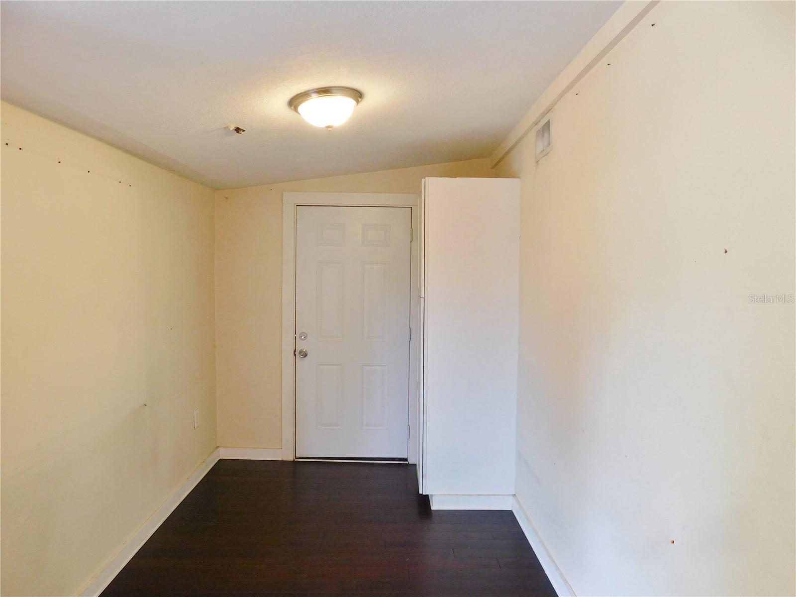 8412 N SEMINOLE AVE, TAMPA, FL, 33604