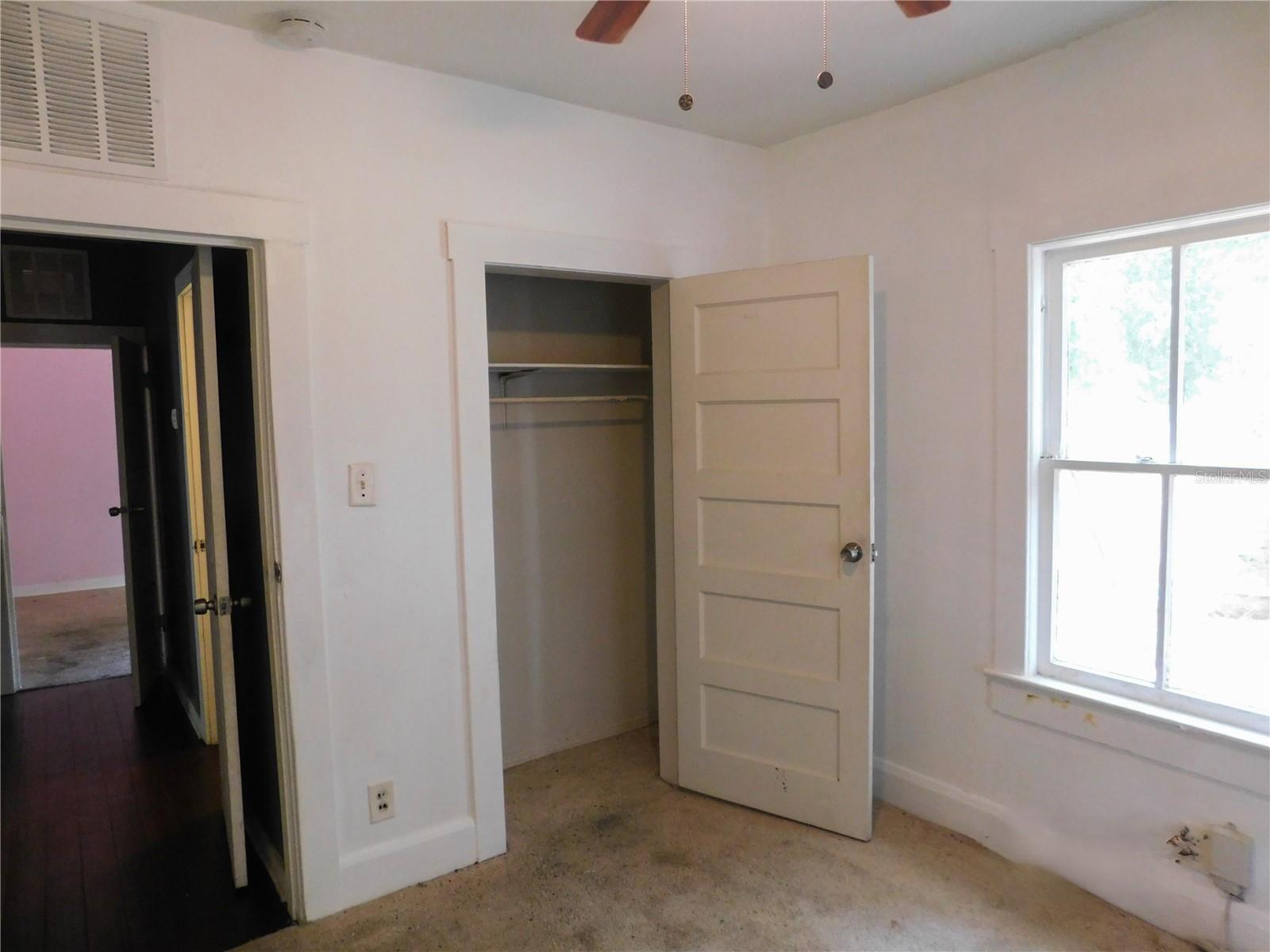 8412 N SEMINOLE AVE, TAMPA, FL, 33604