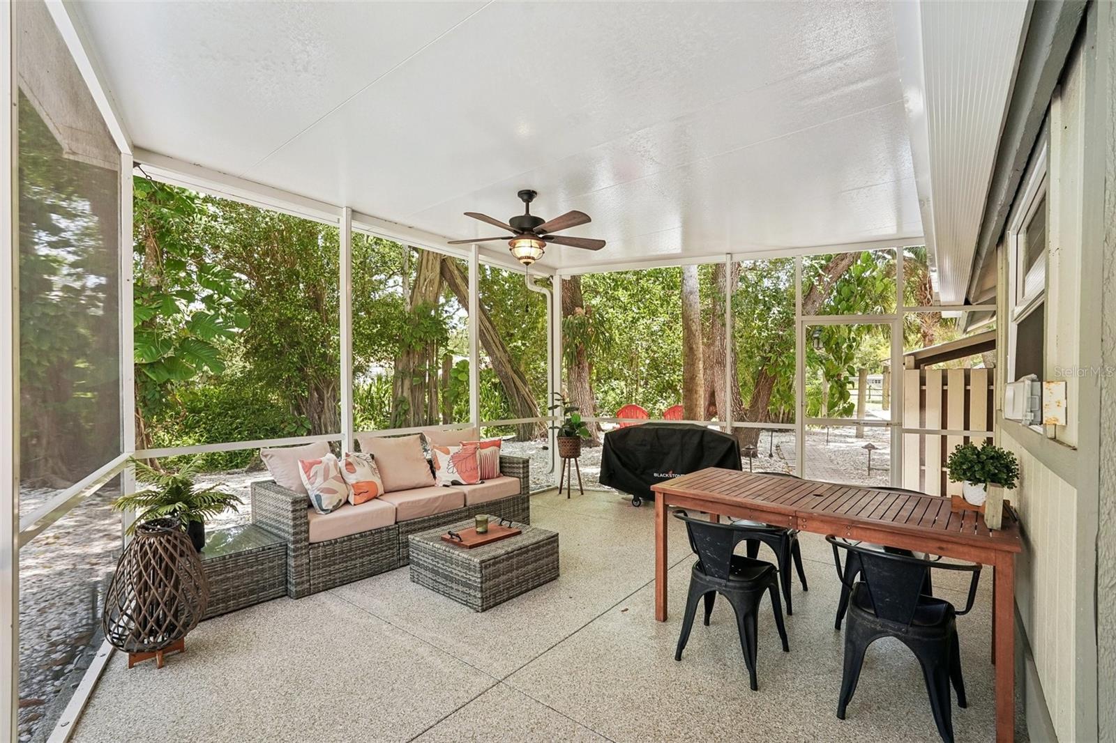 521 AVALON RD, VENICE, FL, 34293