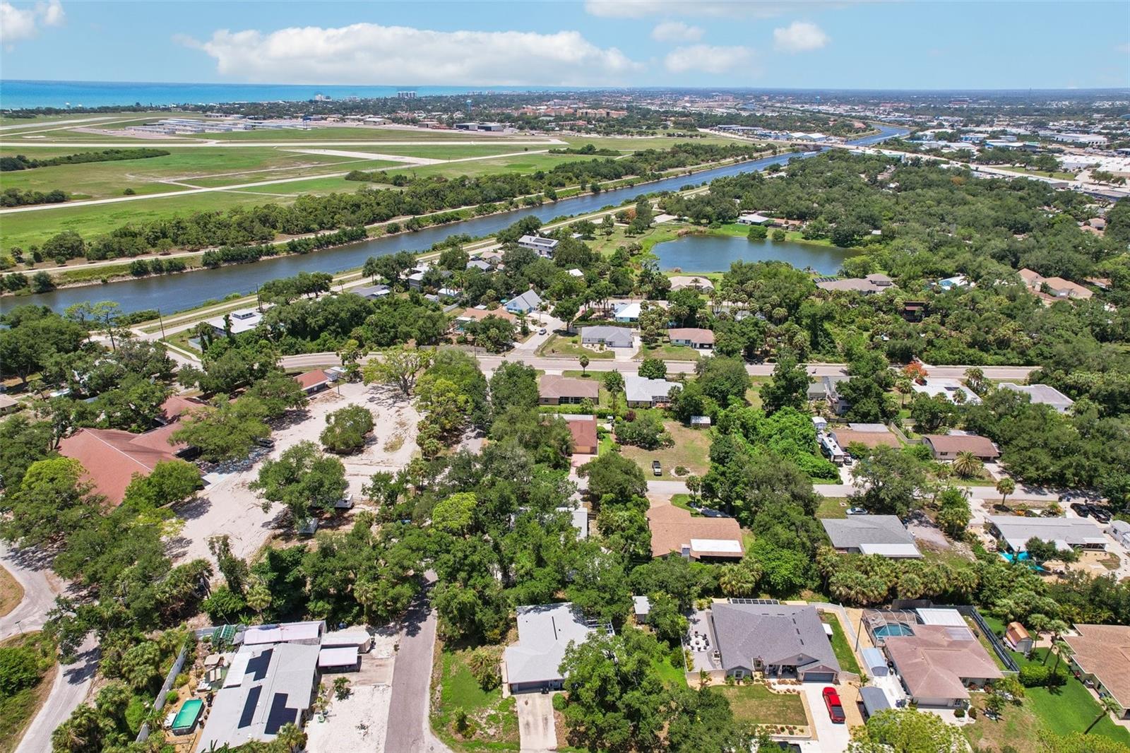 521 AVALON RD, VENICE, FL, 34293