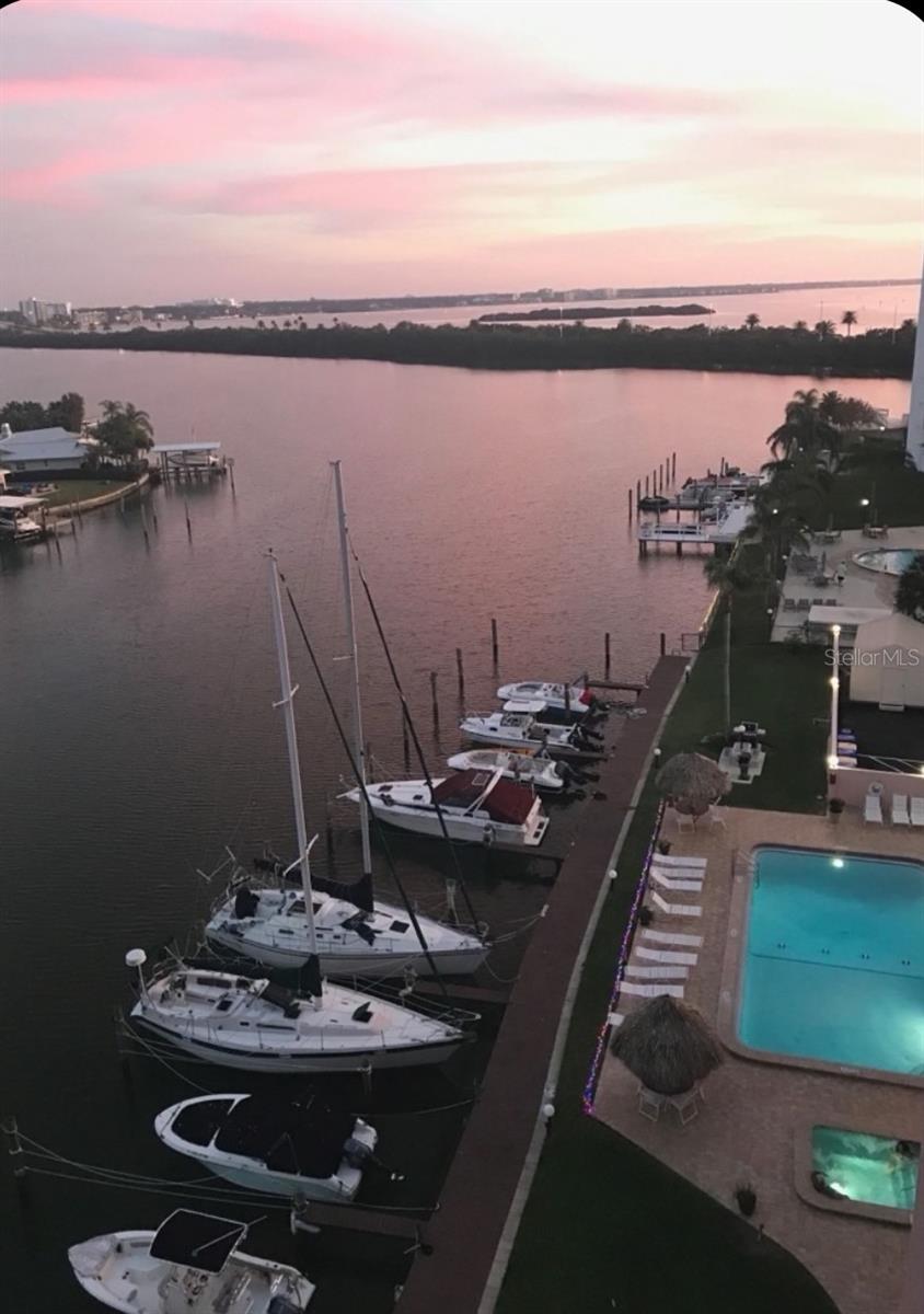 51 ISLAND WAY #807, CLEARWATER BEACH, FL, 33767