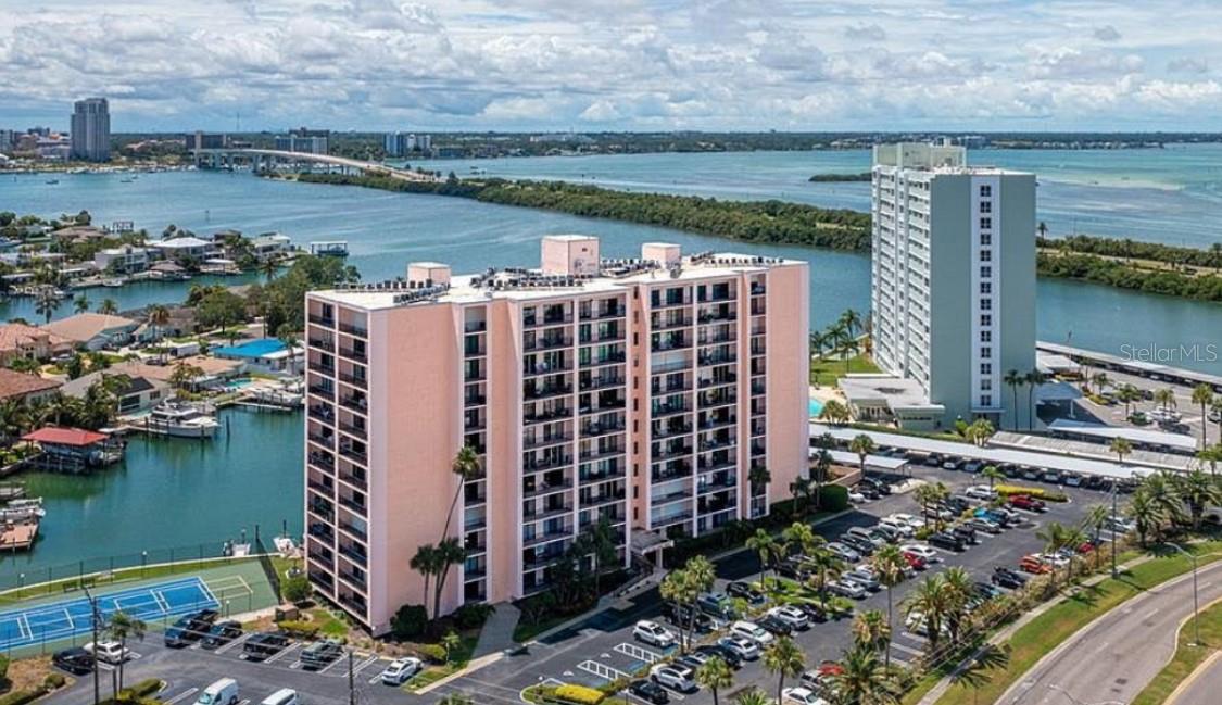51 ISLAND WAY #807, CLEARWATER BEACH, FL, 33767