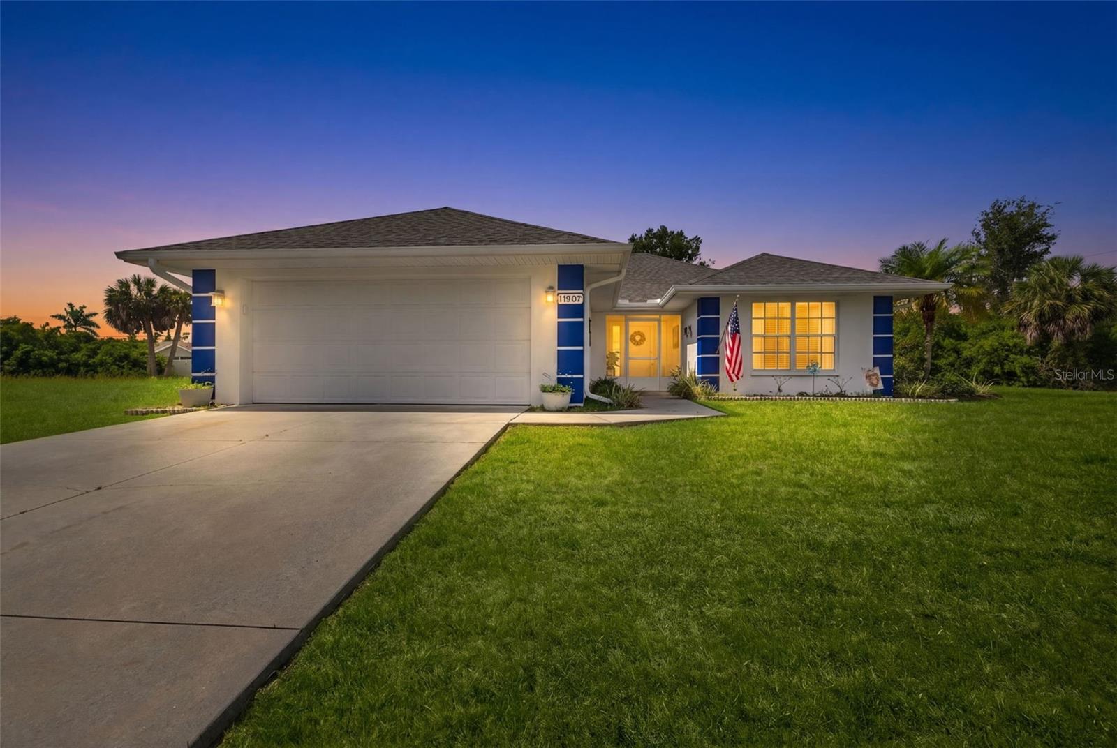 11905 LEON AVE, PORT CHARLOTTE, FL, 33981
