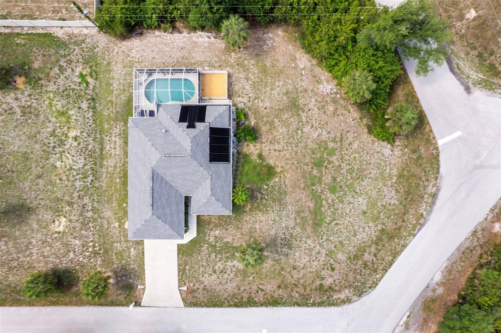 11905 LEON AVE, PORT CHARLOTTE, FL, 33981