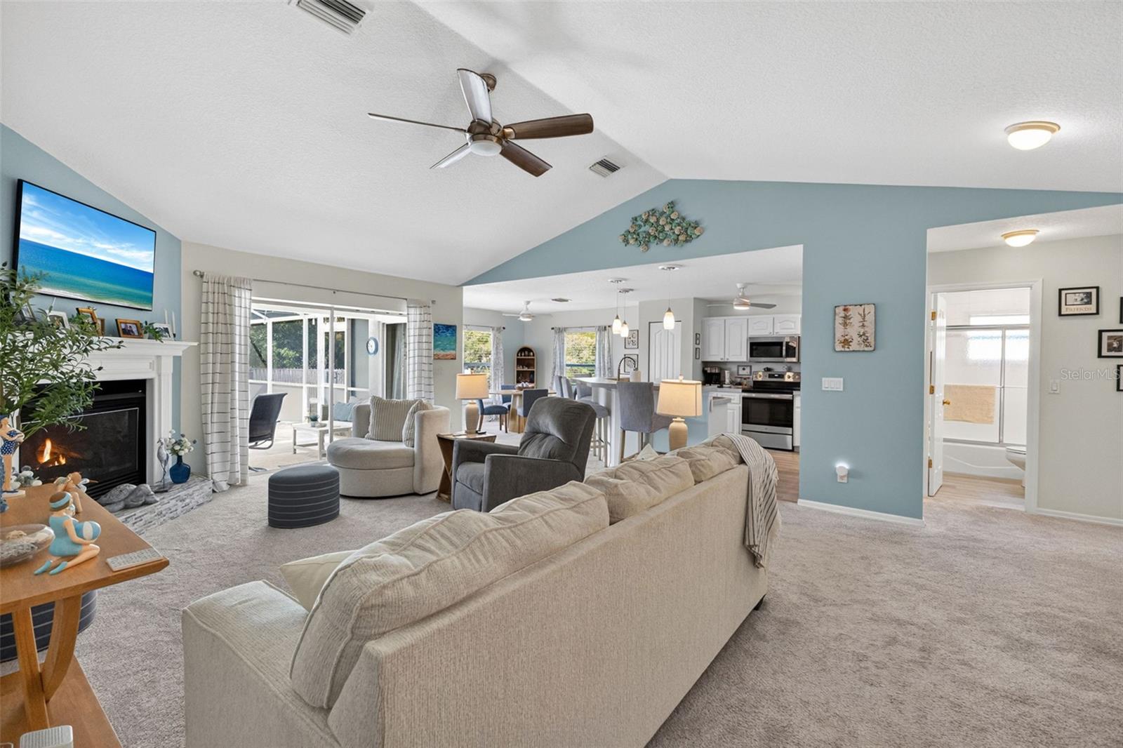 11905 LEON AVE, PORT CHARLOTTE, FL, 33981