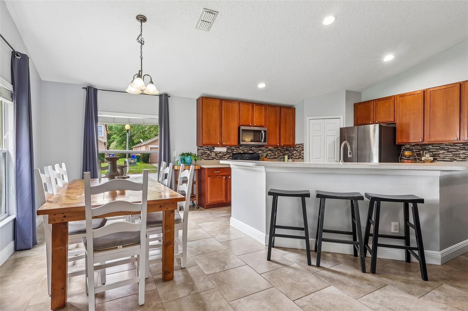 4181 WALTHAM FOREST DR, TAVARES, FL, 32778