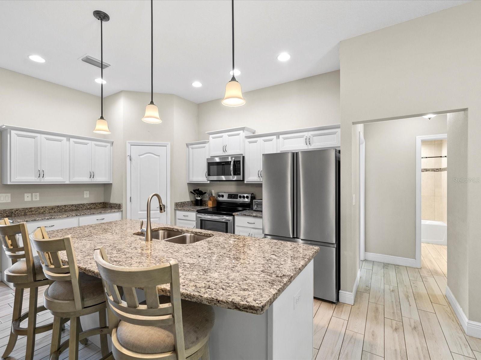 9027 MAVIS RD, WEEKI WACHEE, FL, 34613