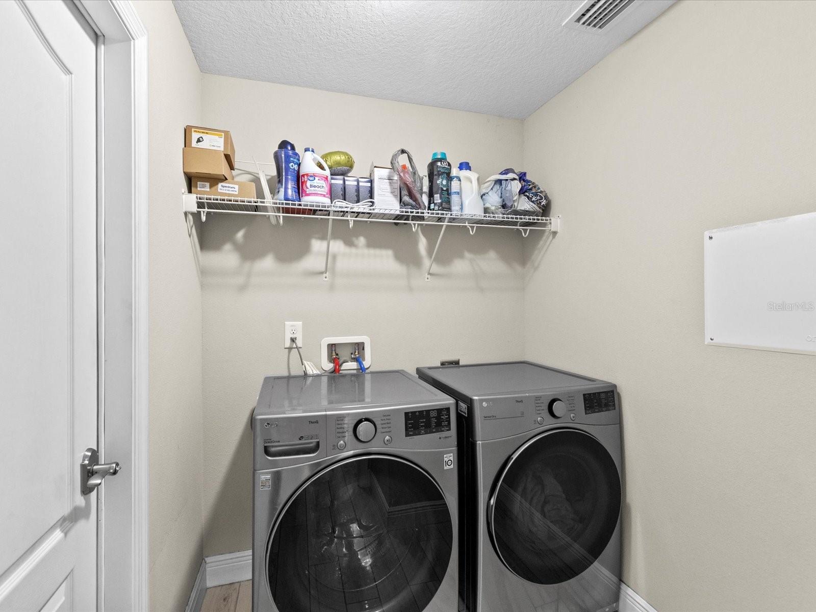 9027 MAVIS RD, WEEKI WACHEE, FL, 34613