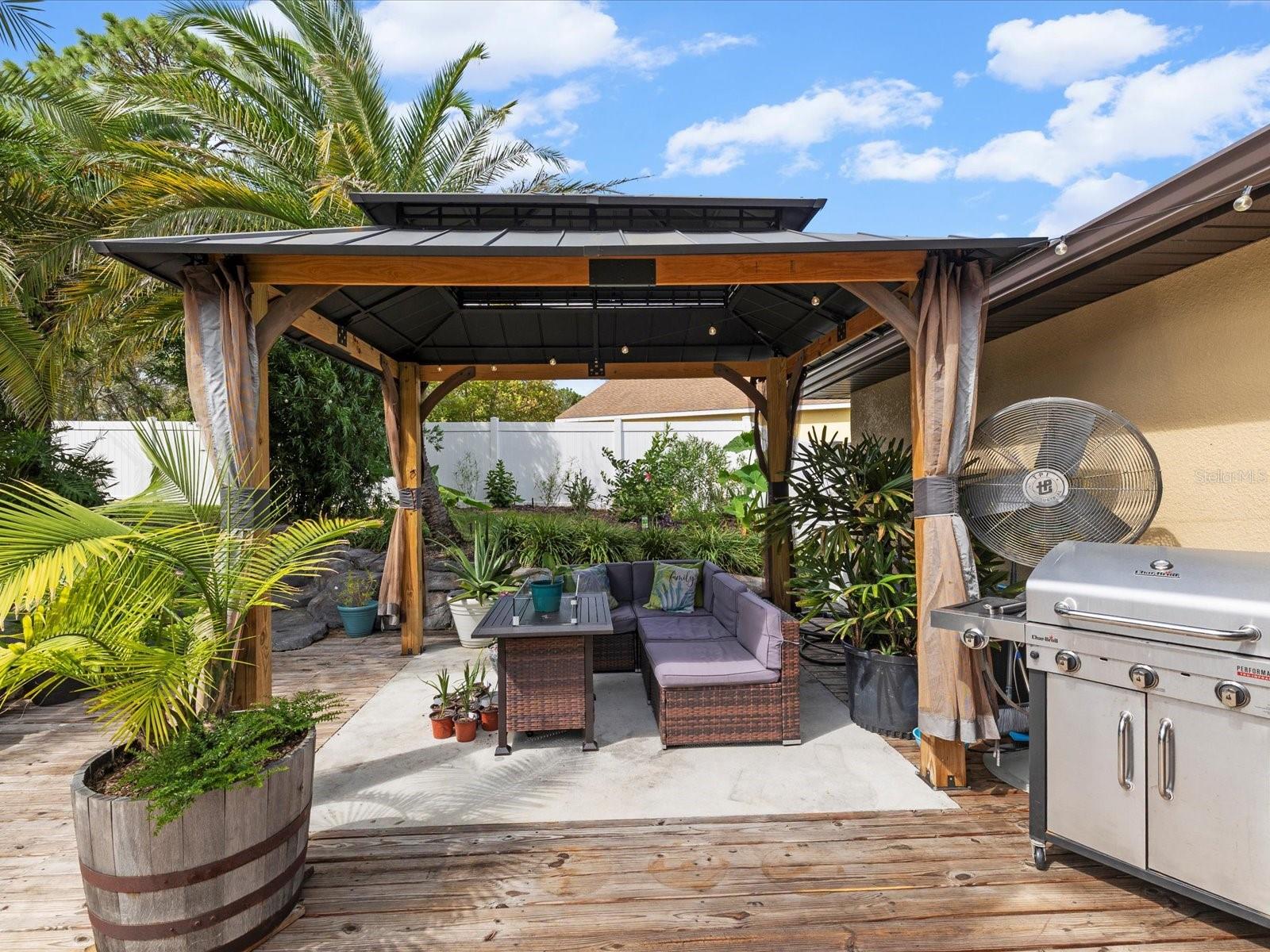 9027 MAVIS RD, WEEKI WACHEE, FL, 34613