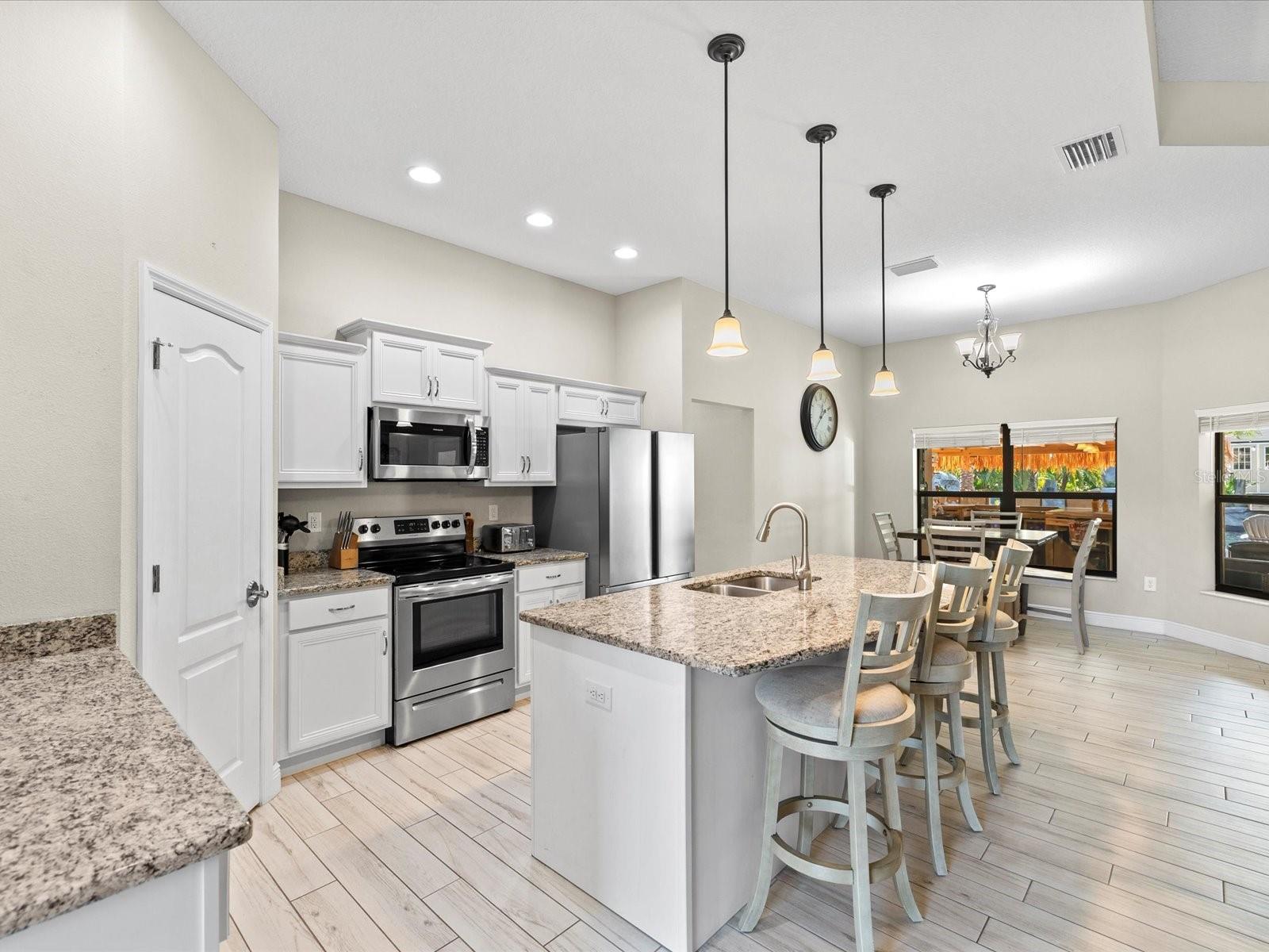 9027 MAVIS RD, WEEKI WACHEE, FL, 34613