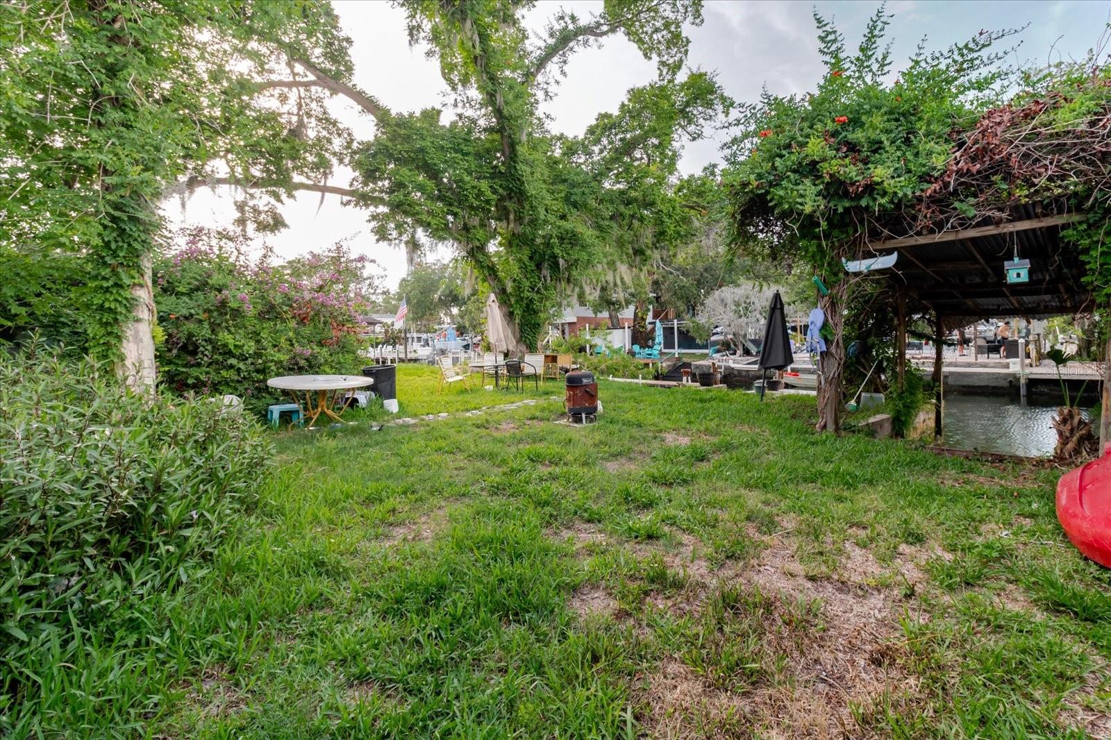 5323 CIRCLE DR, WEEKI WACHEE, FL, 34607