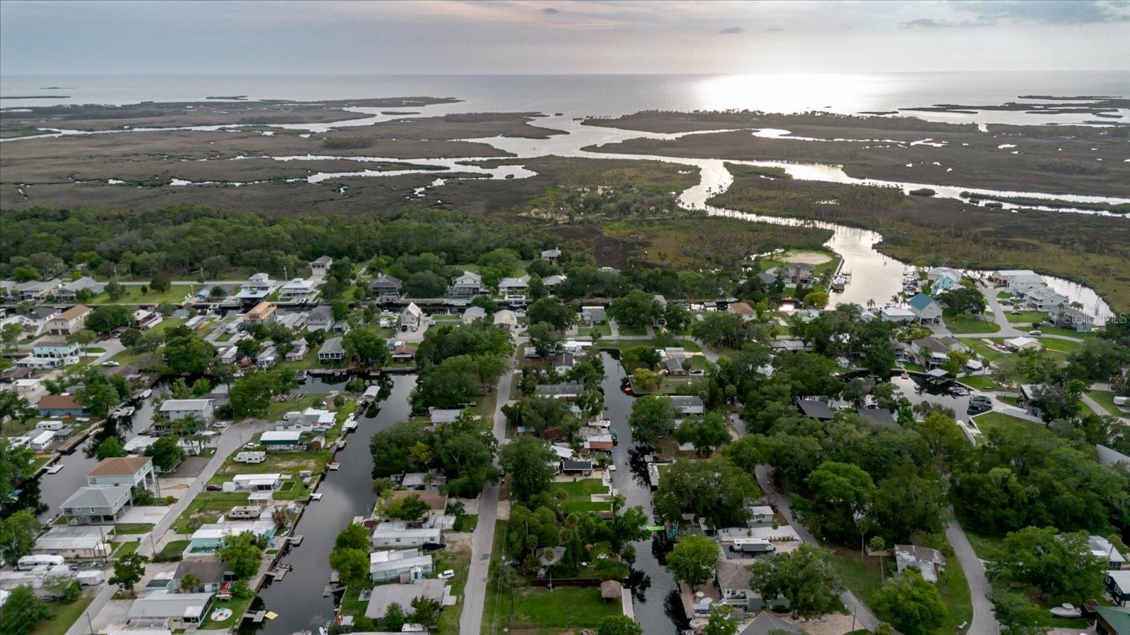 5323 CIRCLE DR, WEEKI WACHEE, FL, 34607