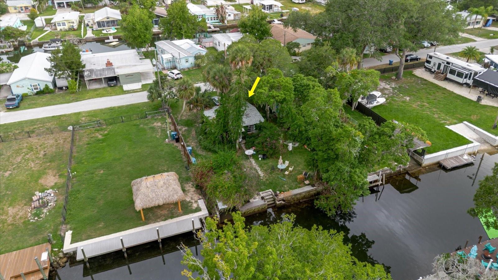5323 CIRCLE DR, WEEKI WACHEE, FL, 34607