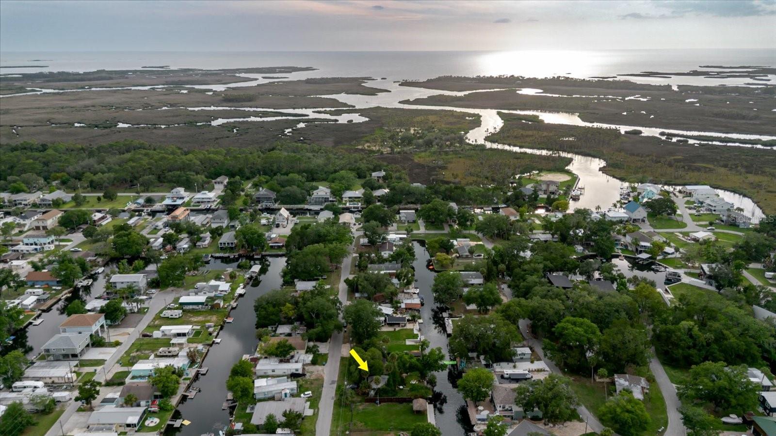 5323 CIRCLE DR, WEEKI WACHEE, FL, 34607