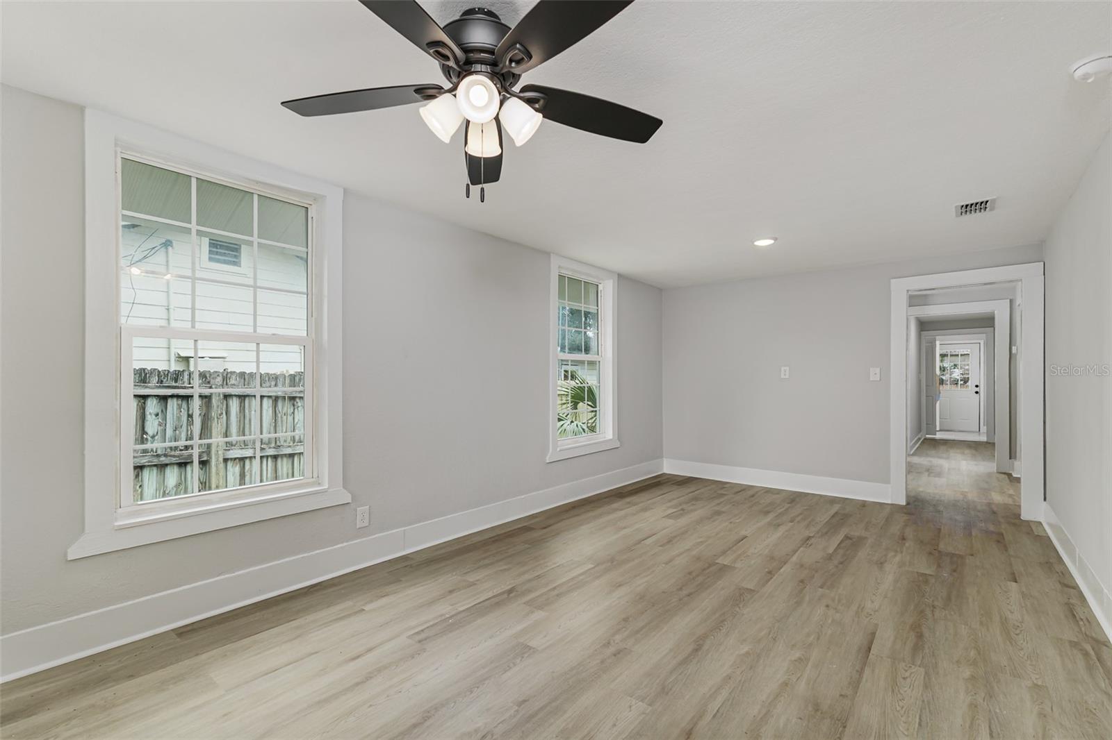 340 WEAVER AVE, LAKE WALES, FL, 33853