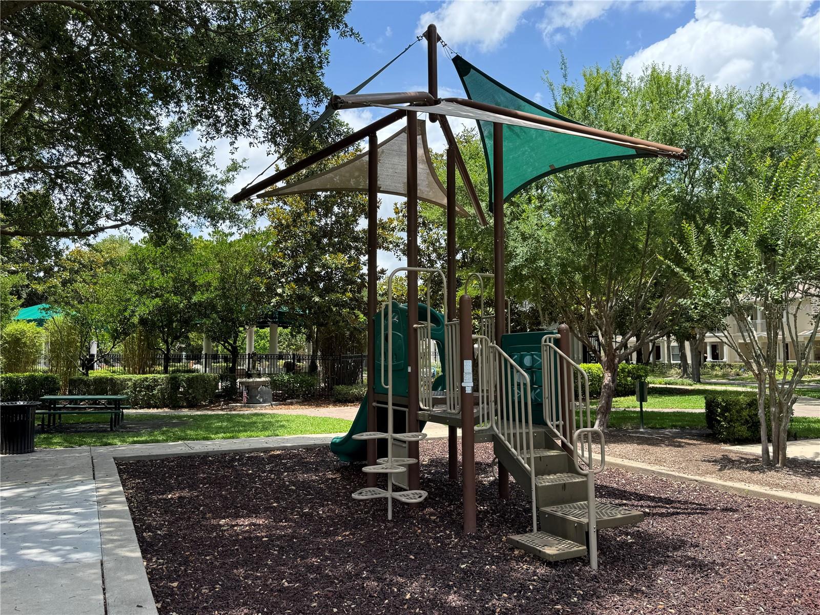 6811 HELMSLEY CIR, WINDERMERE, FL, 34786