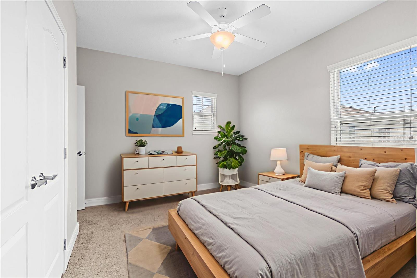 7938 HAMPTON LAKE DR, TAMPA, FL, 33647