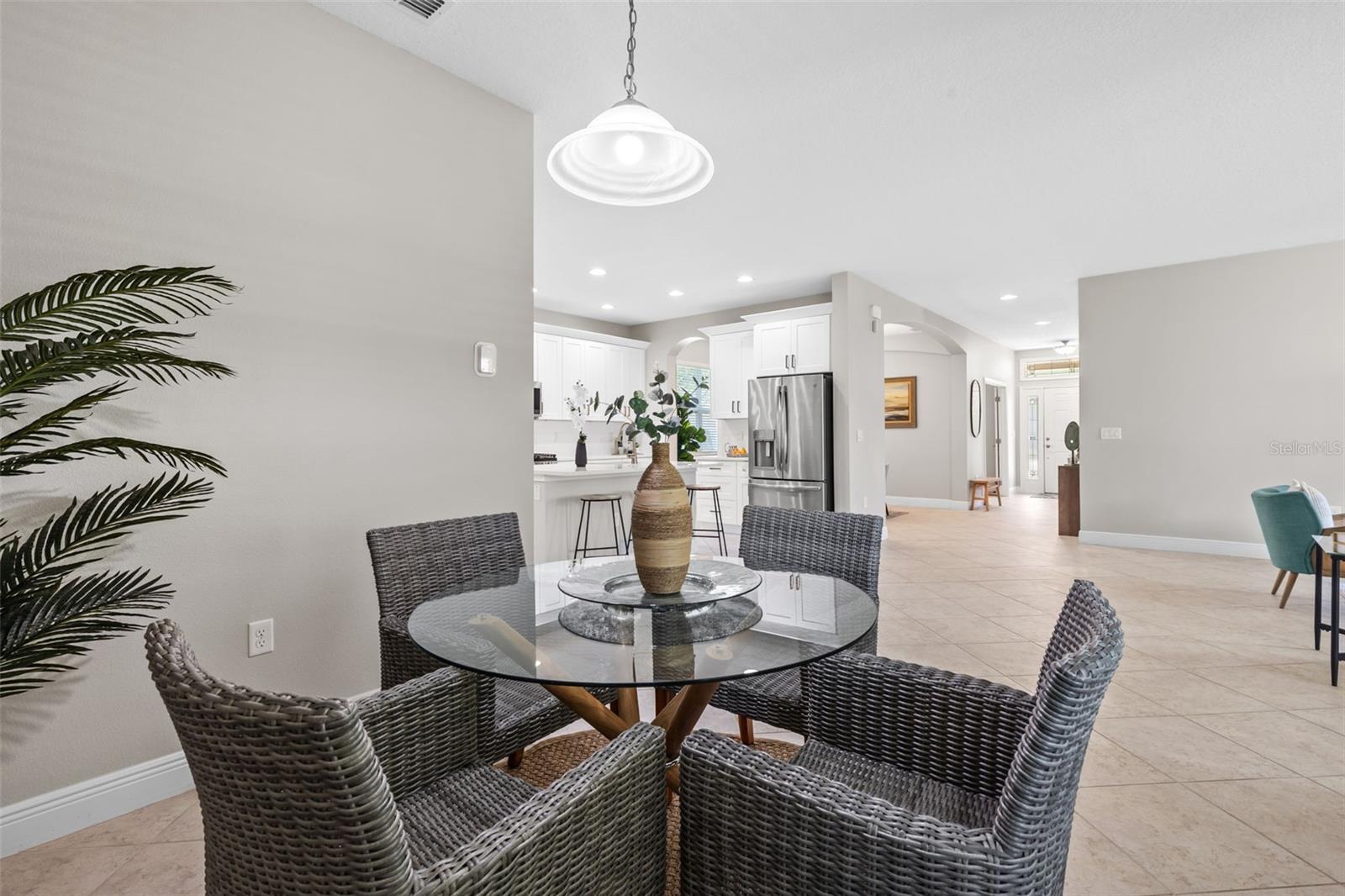 7938 HAMPTON LAKE DR, TAMPA, FL, 33647