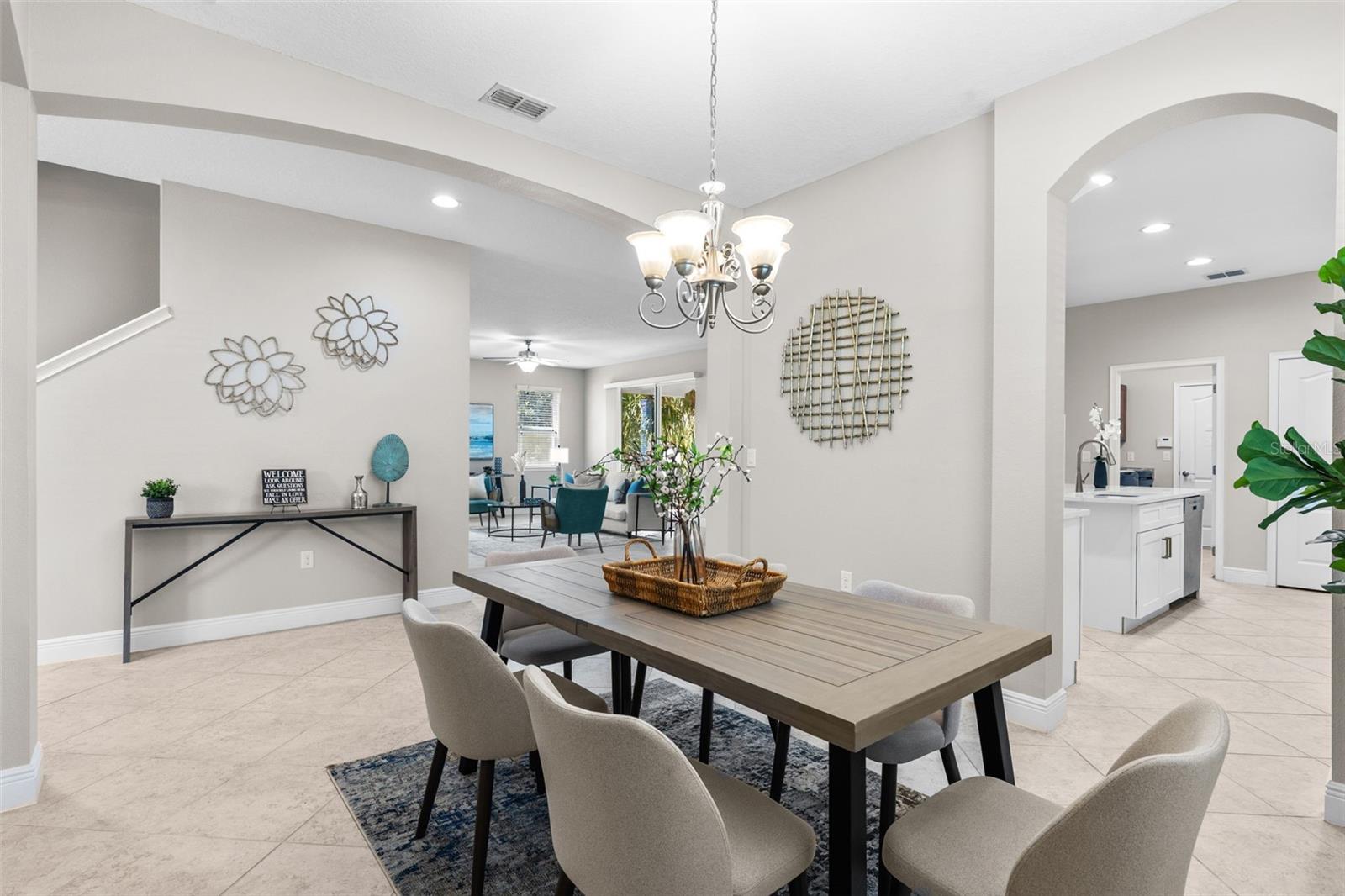 7938 HAMPTON LAKE DR, TAMPA, FL, 33647