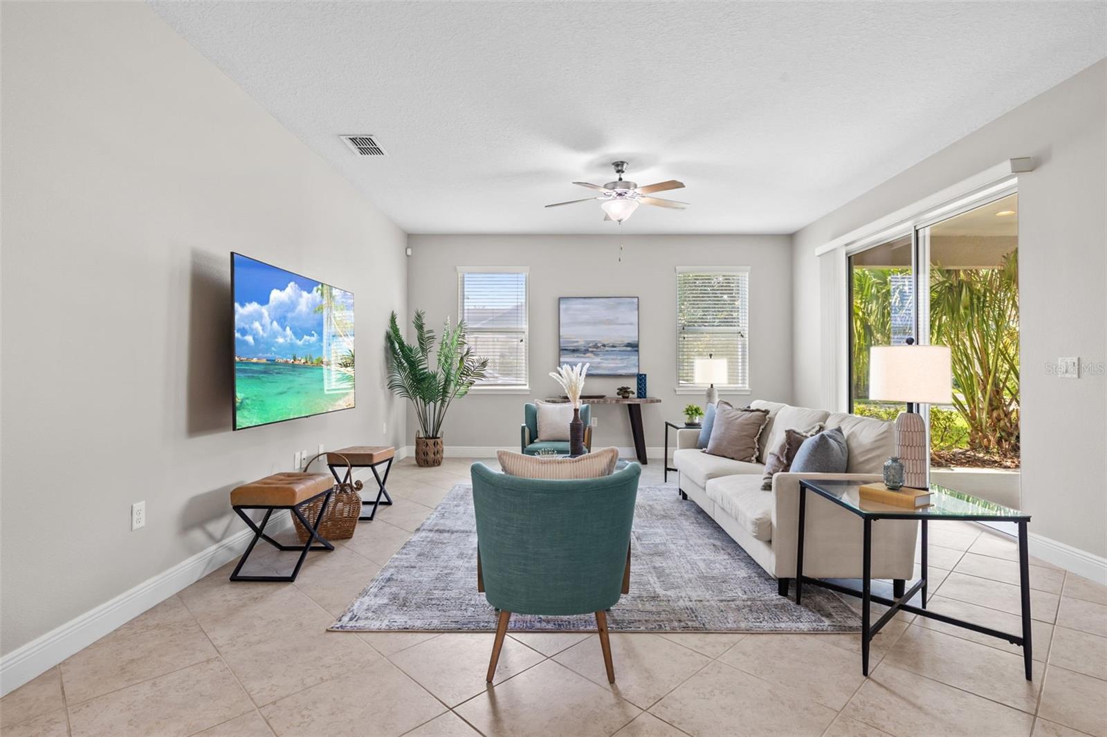 7938 HAMPTON LAKE DR, TAMPA, FL, 33647