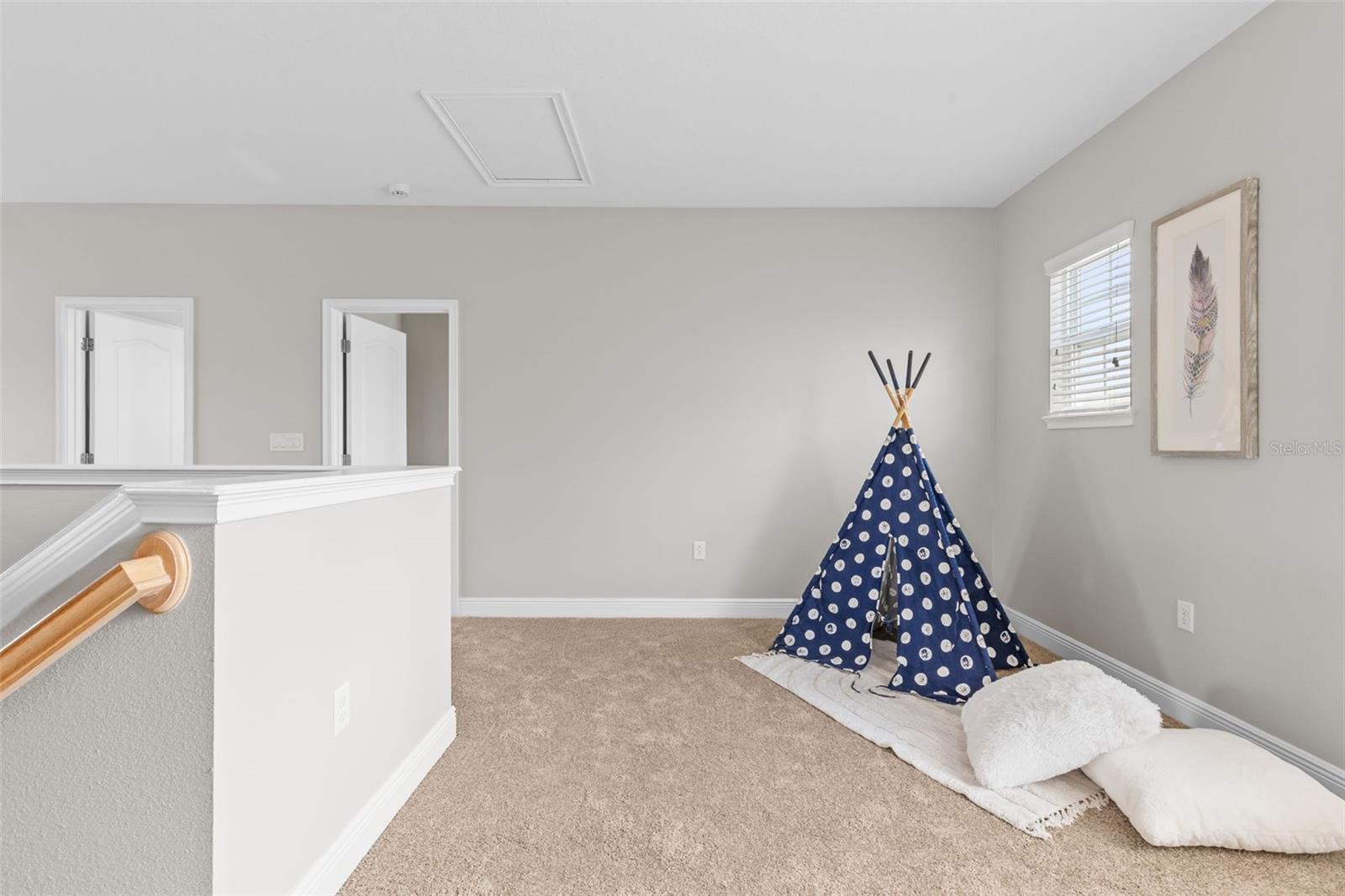 7938 HAMPTON LAKE DR, TAMPA, FL, 33647