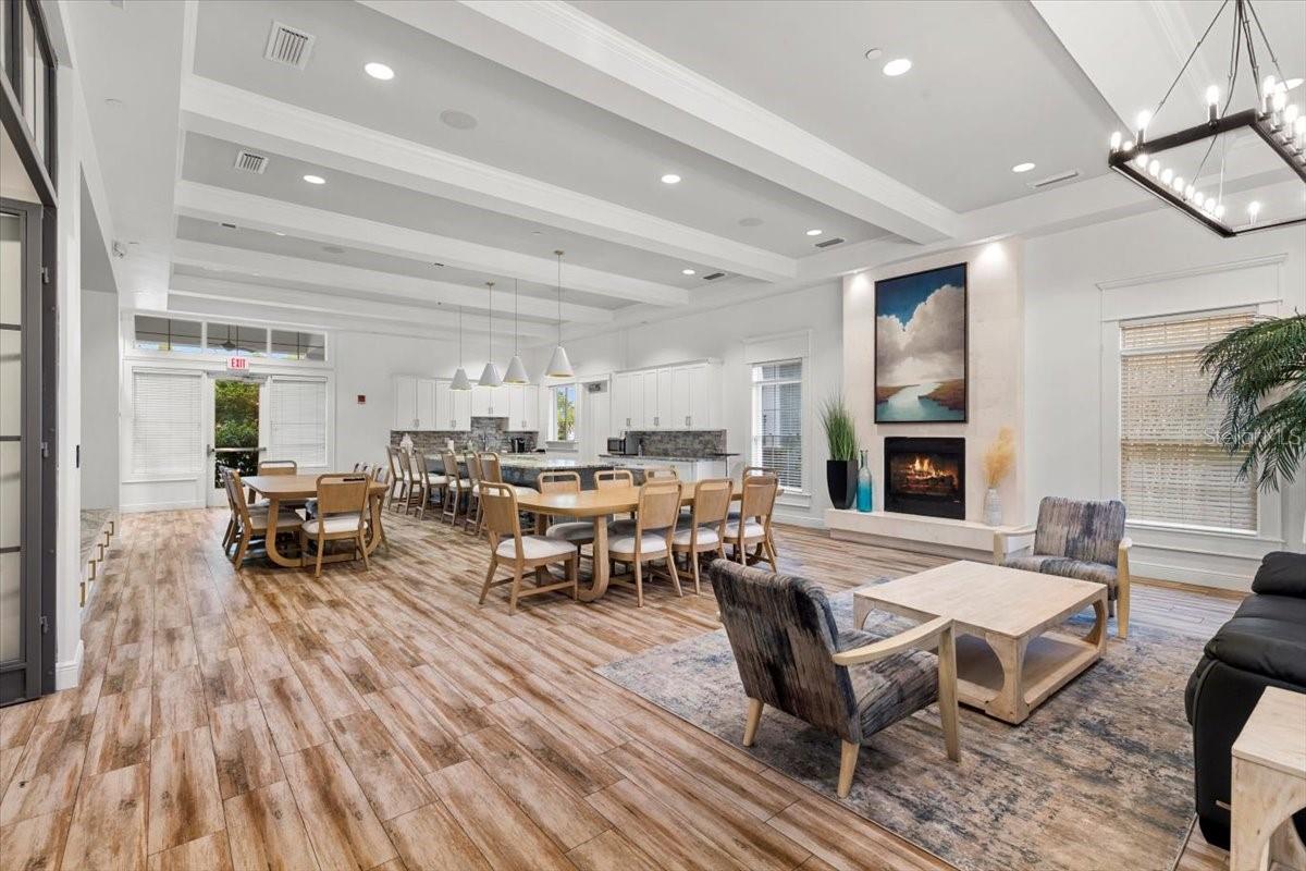 7938 HAMPTON LAKE DR, TAMPA, FL, 33647