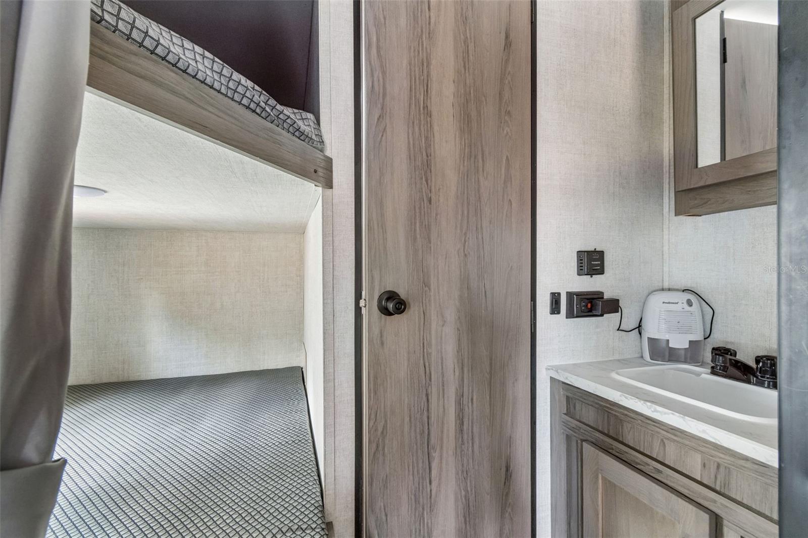 12911 DAVISTA AVE, NEW PORT RICHEY, FL, 34654